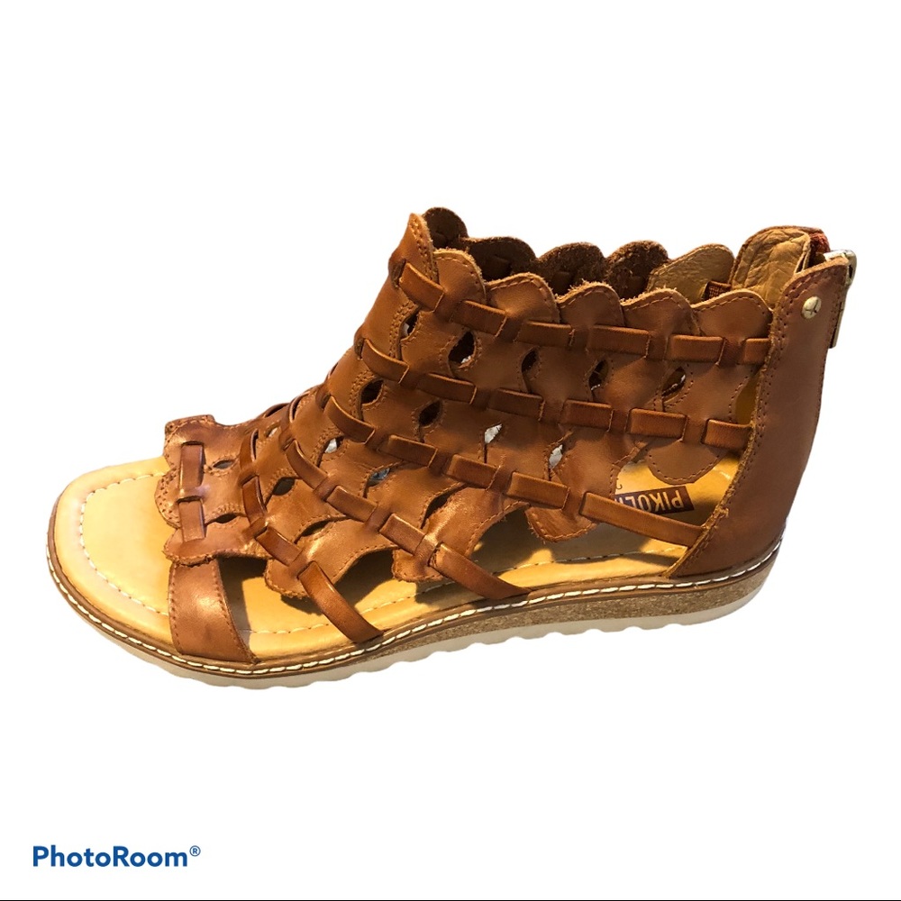 Pikolinos Alcudia gladiator woven leather sandals